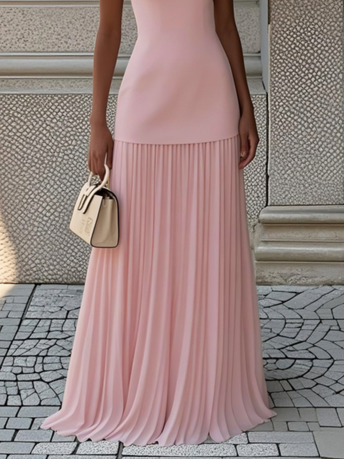 BEAUMONT NICE | ROBE LONGUE SANS MANCHES À PLIS POUR FEMMES
