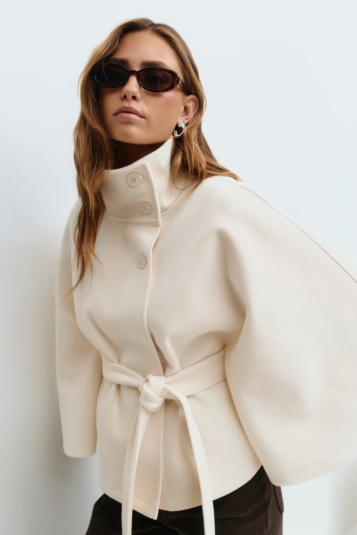 BEAUMONT NICE | MANTEAU CAPE À CEINTURE POUR FEMMES