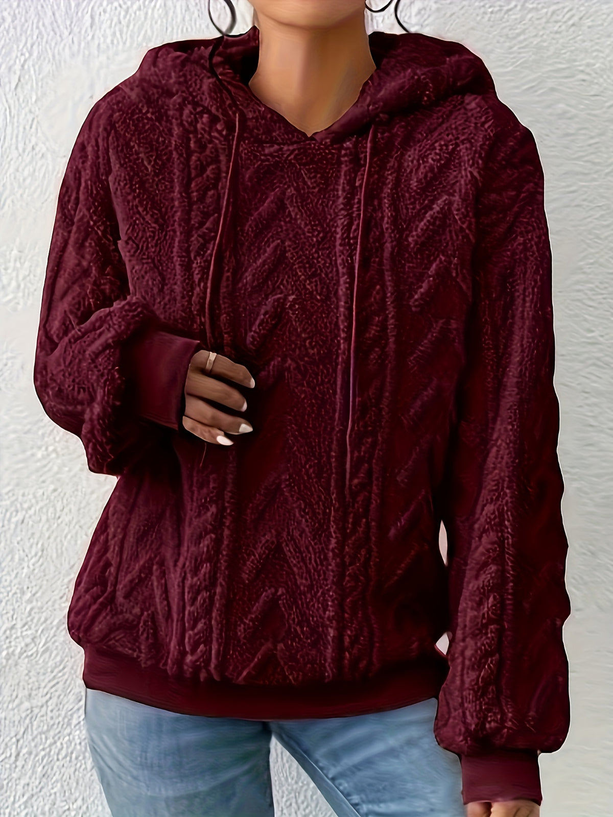 BEAUMONT NICE | PULL MOLLETONNÉ À CAPUCHE POUR FEMMES