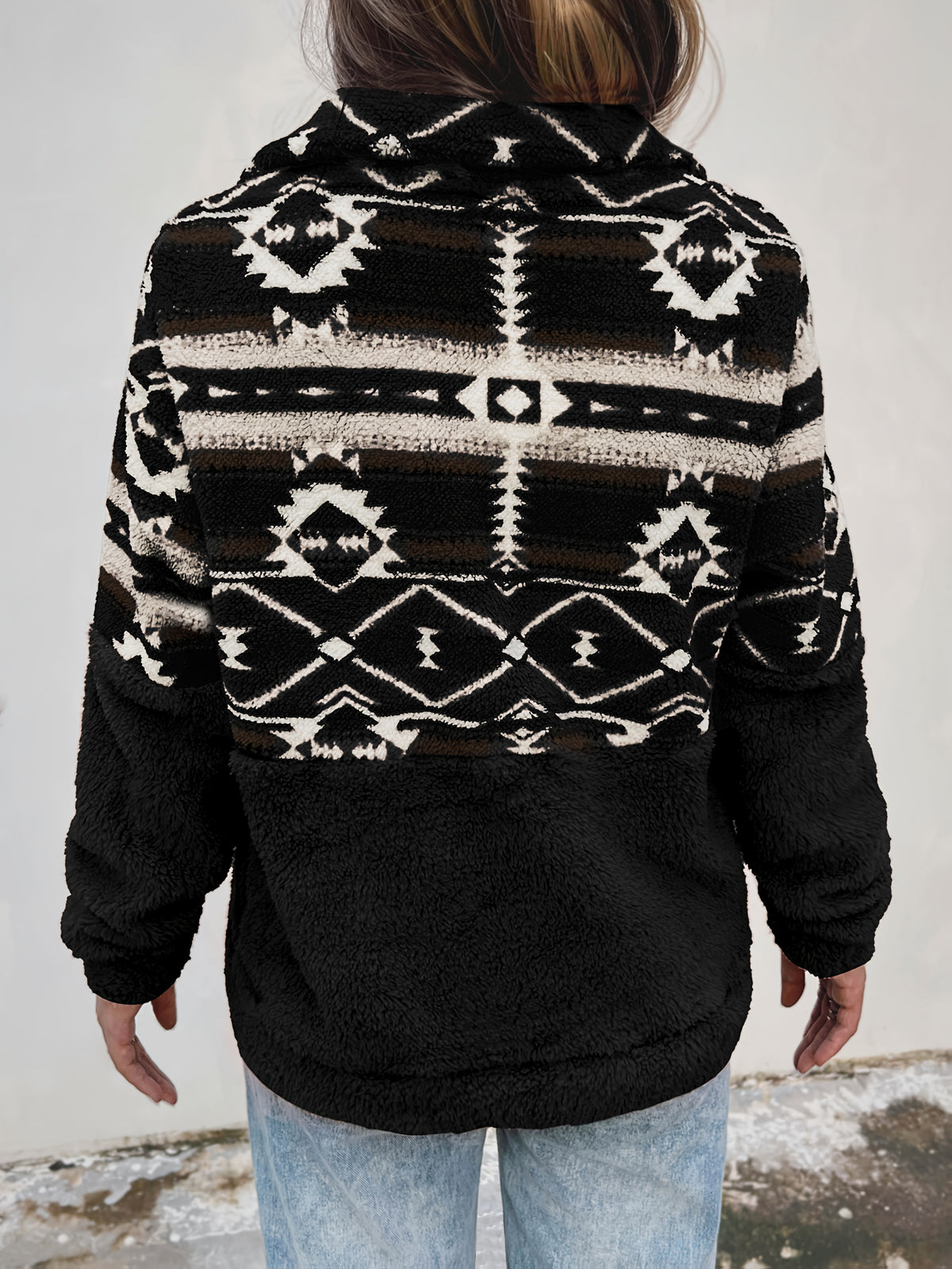 BEAUMONT NICE | SWEAT-SHIRT À MI-ZIP EN MOTIF GÉOMÉTRIQUE POUR FEMMES