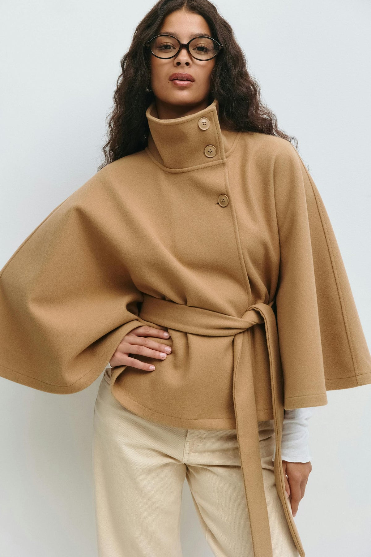 BEAUMONT NICE | MANTEAU CAPE À CEINTURE POUR FEMMES