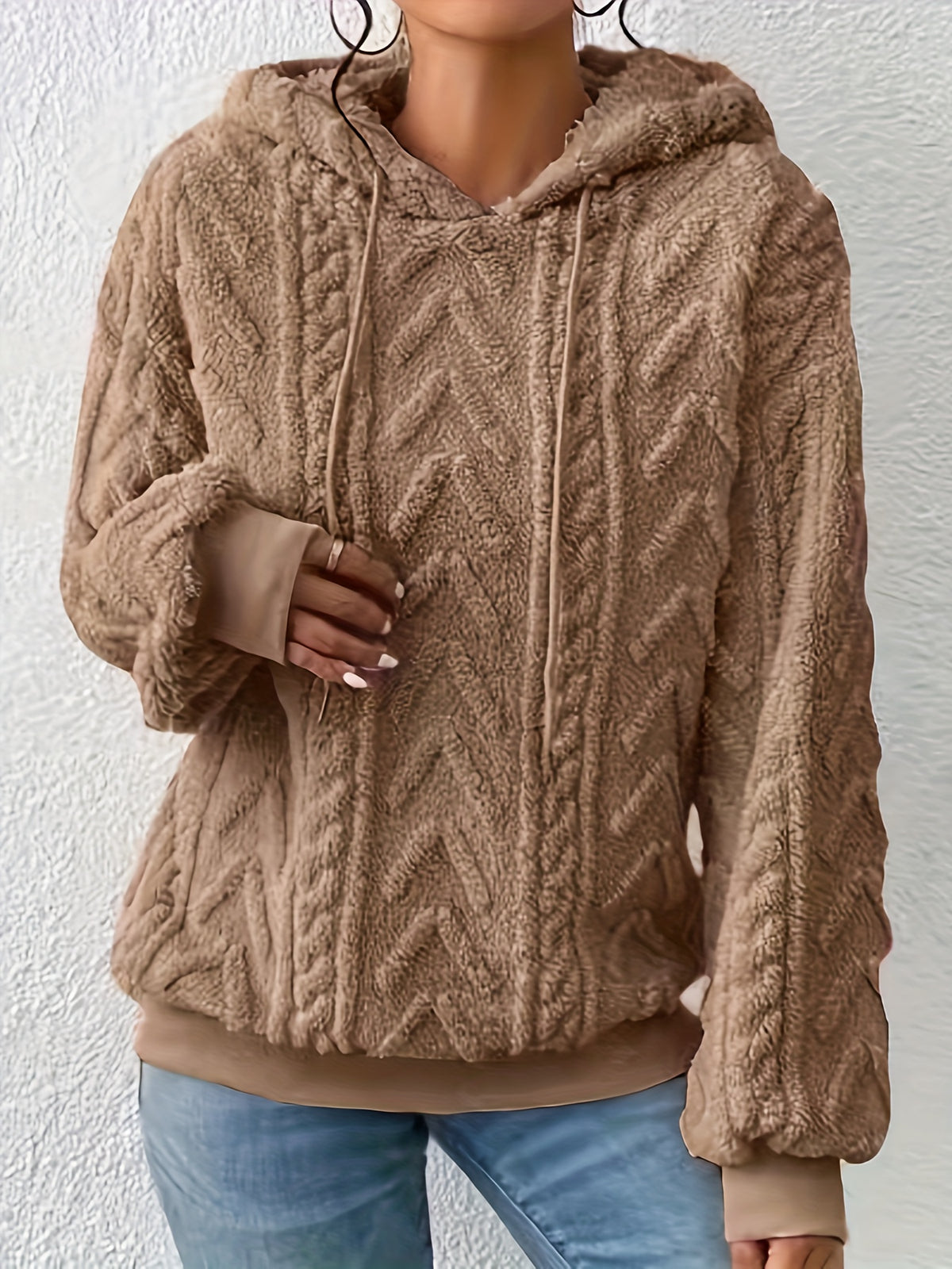 BEAUMONT NICE | PULL MOLLETONNÉ À CAPUCHE POUR FEMMES