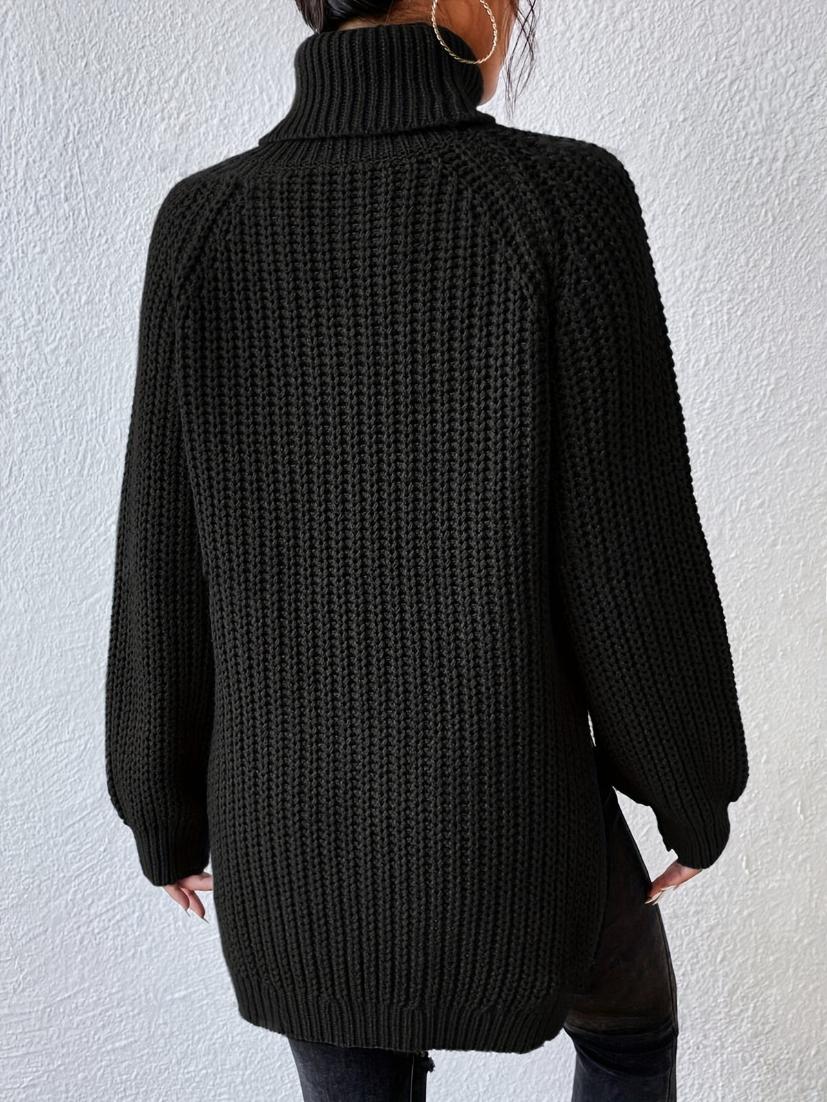 BEAUMONT NICE | SWEAT À COL HAUT ET HEM DÉCOUPÉ POUR FEMMES