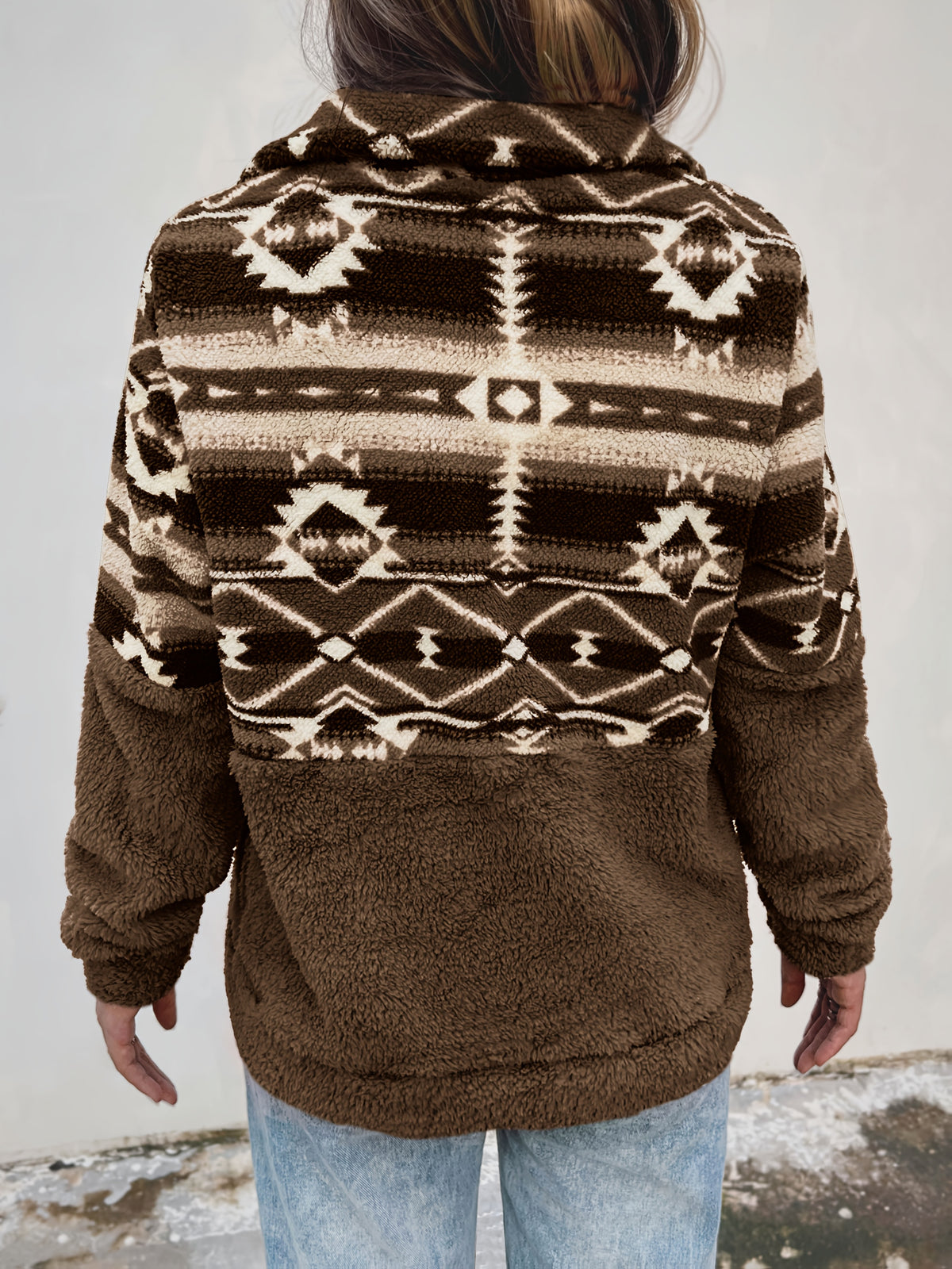 BEAUMONT NICE | SWEAT-SHIRT À MI-ZIP EN MOTIF GÉOMÉTRIQUE POUR FEMMES