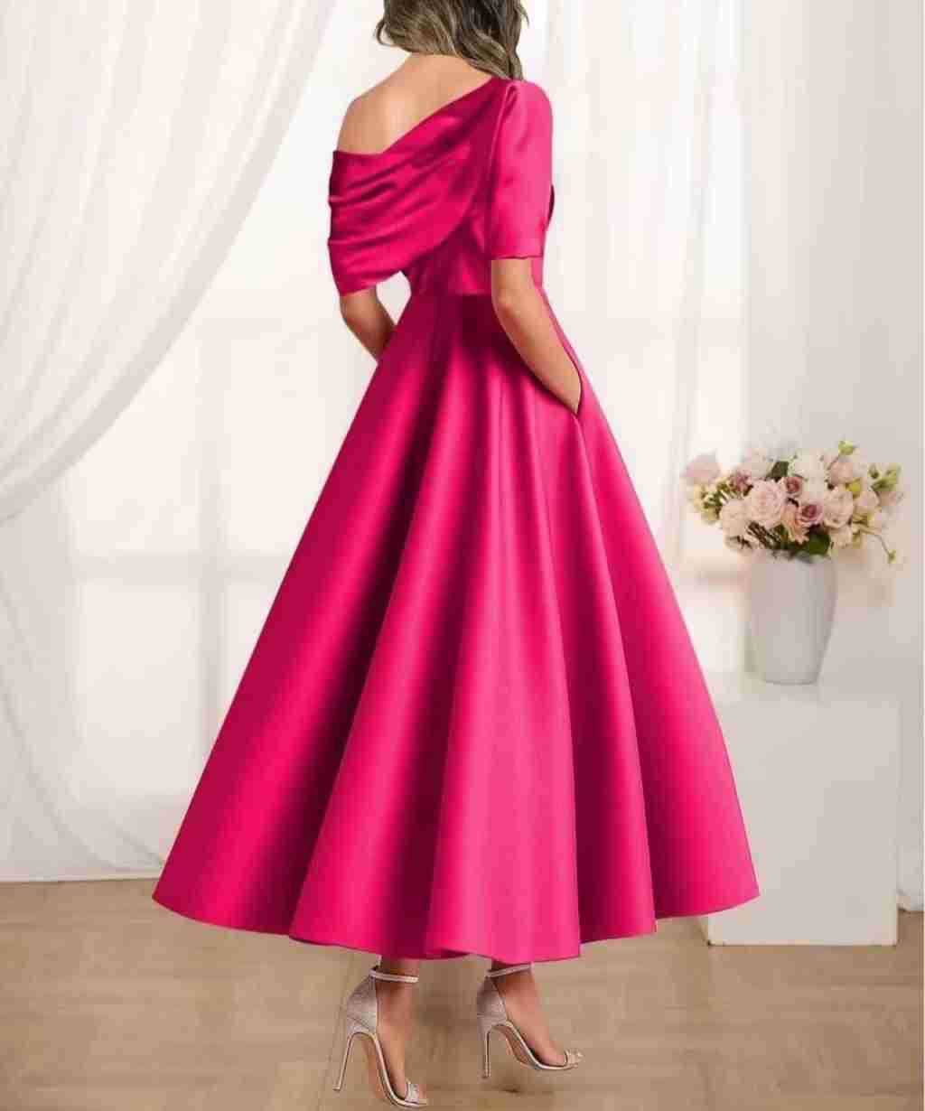 BEAUMONT NICE | ROBE TRAPÈZE EN SATIN POUR FEMME