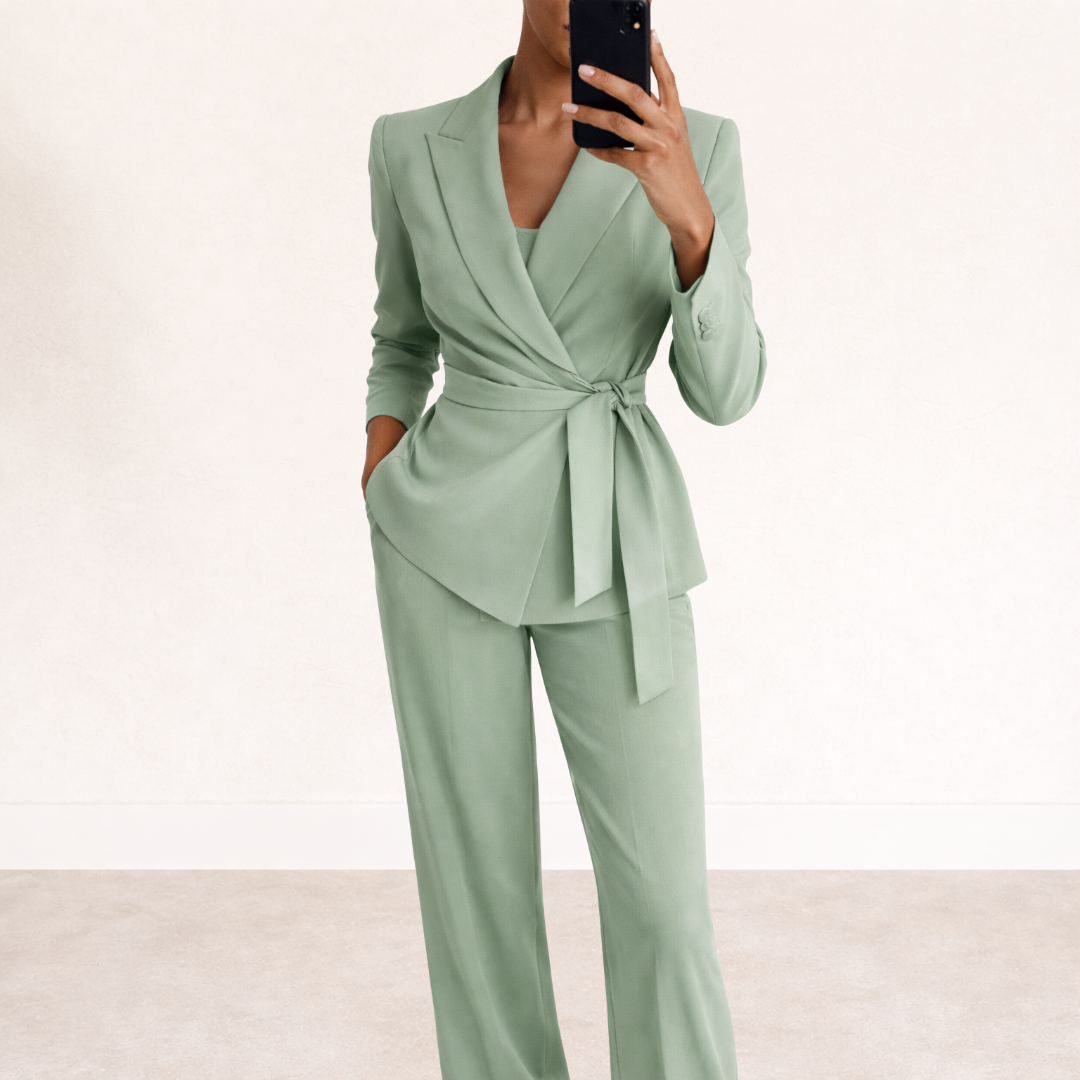 BEAUMONT NICE | COSTUME CHIC ET MINIMALISTE POUR FEMMES