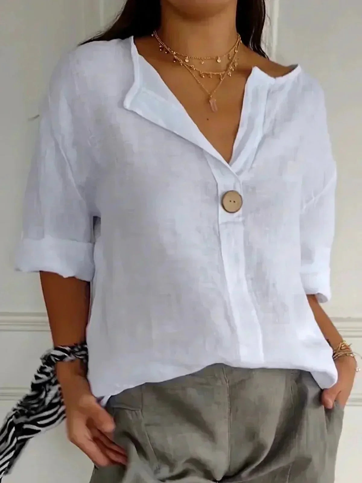 BEAUMONT NICE | HAUT CLASSIQUE À COL EN V POUR FEMME