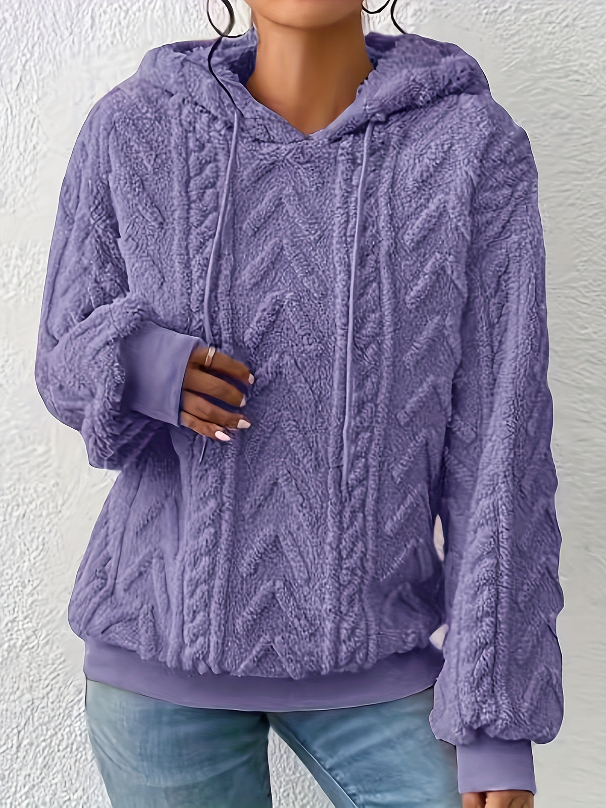 BEAUMONT NICE | PULL MOLLETONNÉ À CAPUCHE POUR FEMMES
