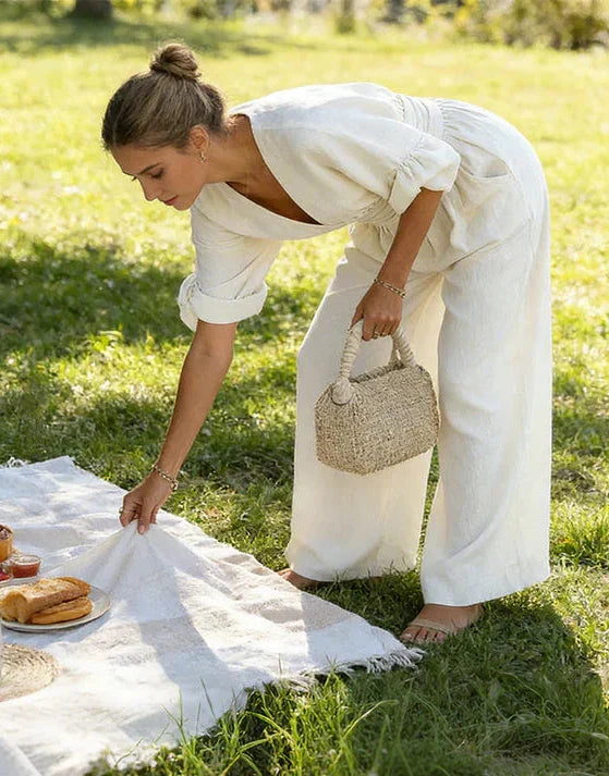 BEAUMONT NICE | COMBINAISON À ENCOLURE EN V ET JAMBES LARGES POUR FEMMES